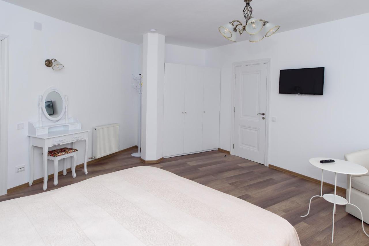 Tourist B&C Hotel Curtea De Arges Luaran gambar
